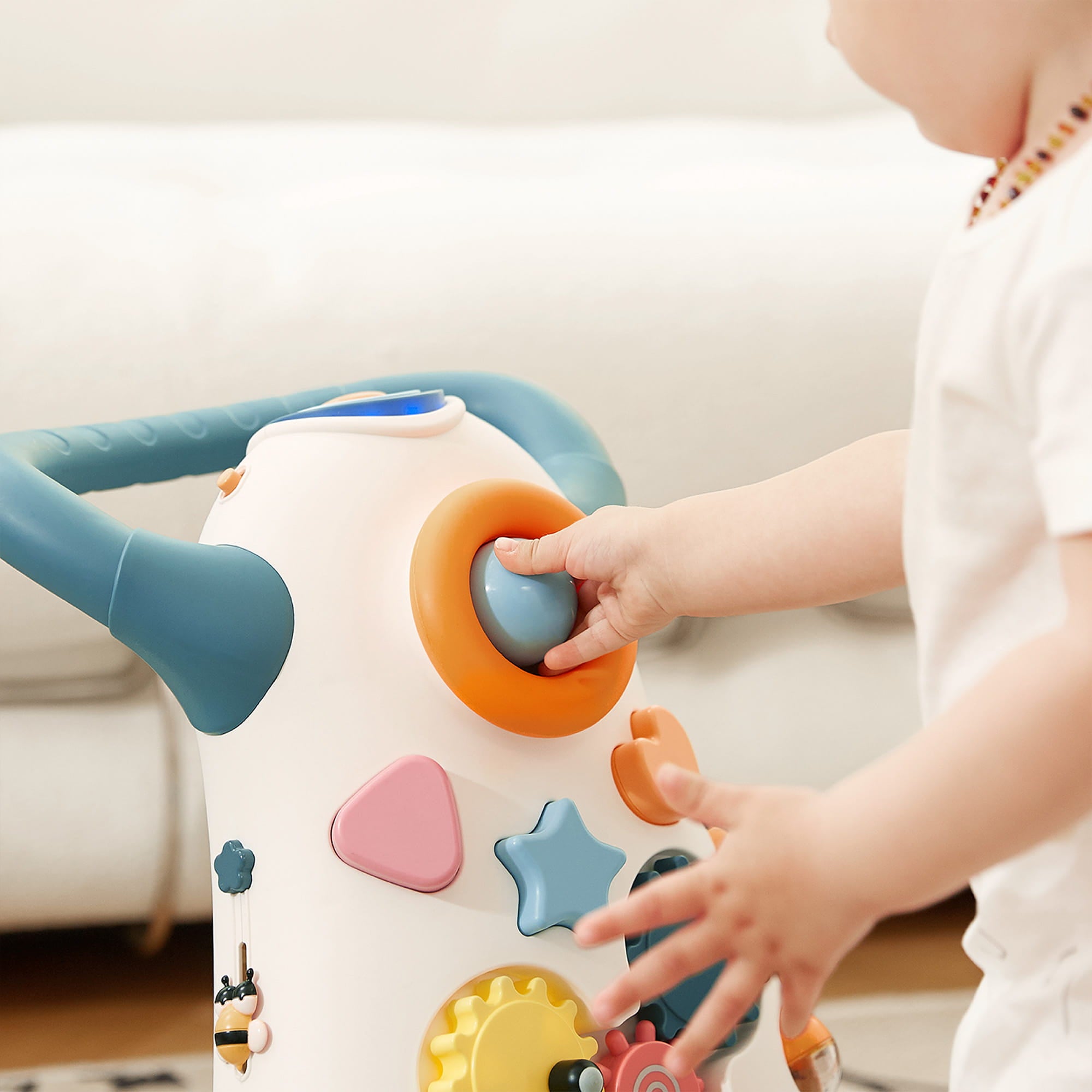 KUB Baby Walker-Blue-Baby girl playing the colorful balls-1